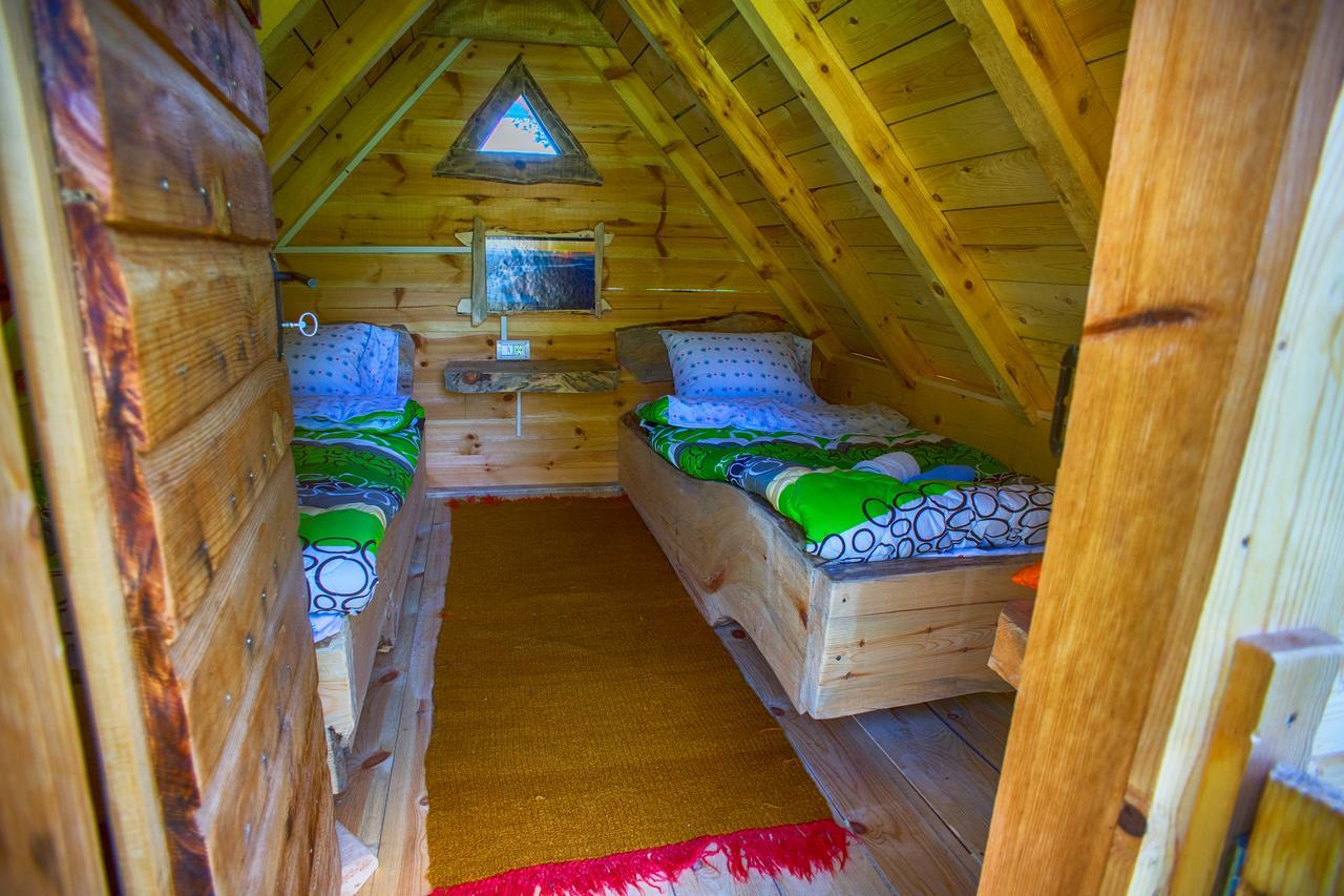 Eco Camp Chalets Pod Gorom 자블야크 외부 사진