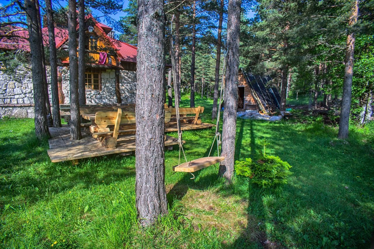 Eco Camp Chalets Pod Gorom 자블야크 외부 사진